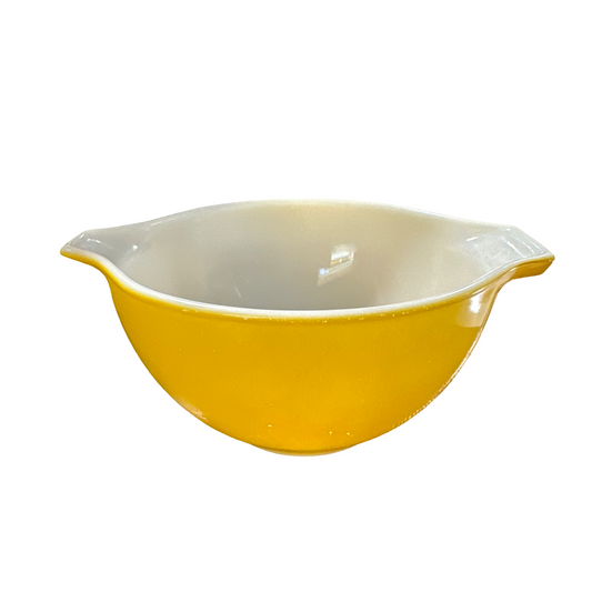 Vintage Pyrex Bright Yellow Casserole 1.5 pt