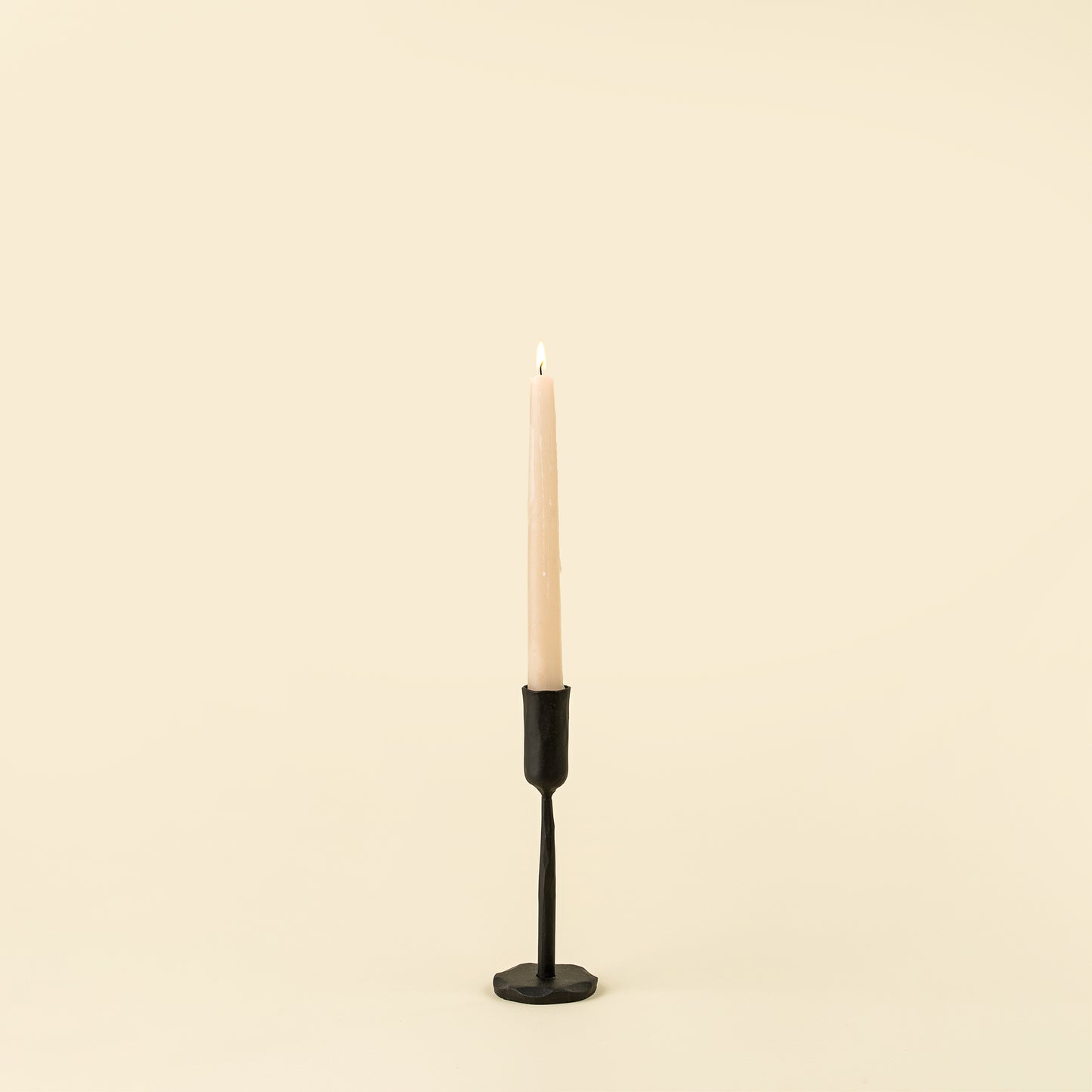 Luna Forged Candlestick S Black