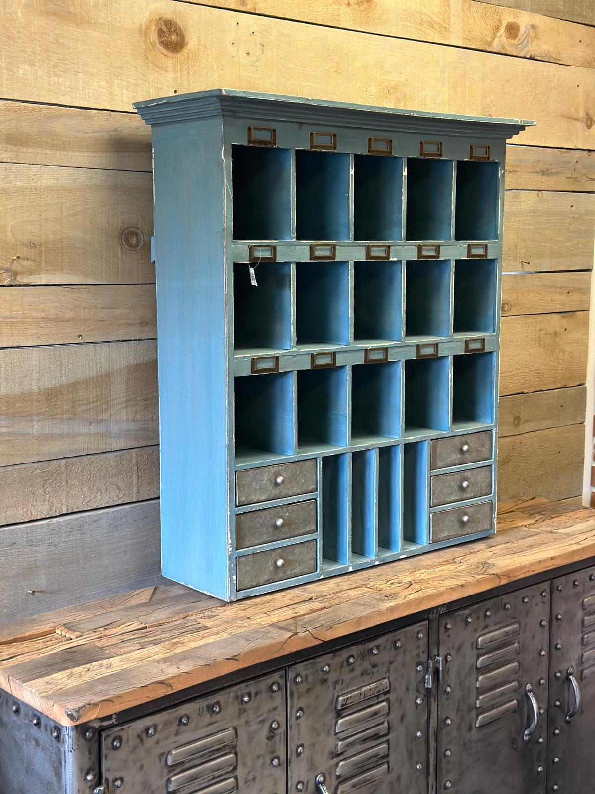 Blue wall cabinet w/drawers