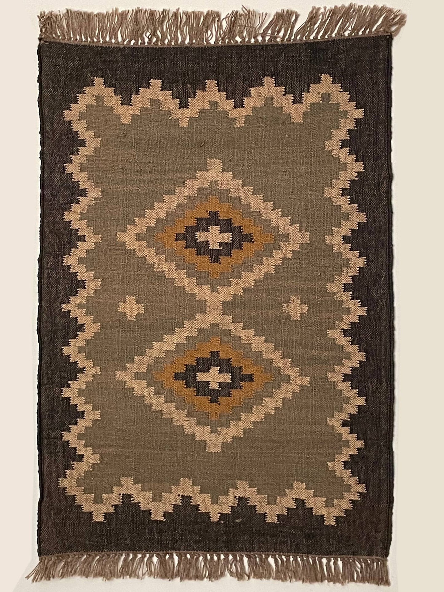 2.5 x 4' Hand Made Hand Woven Kilim Rug