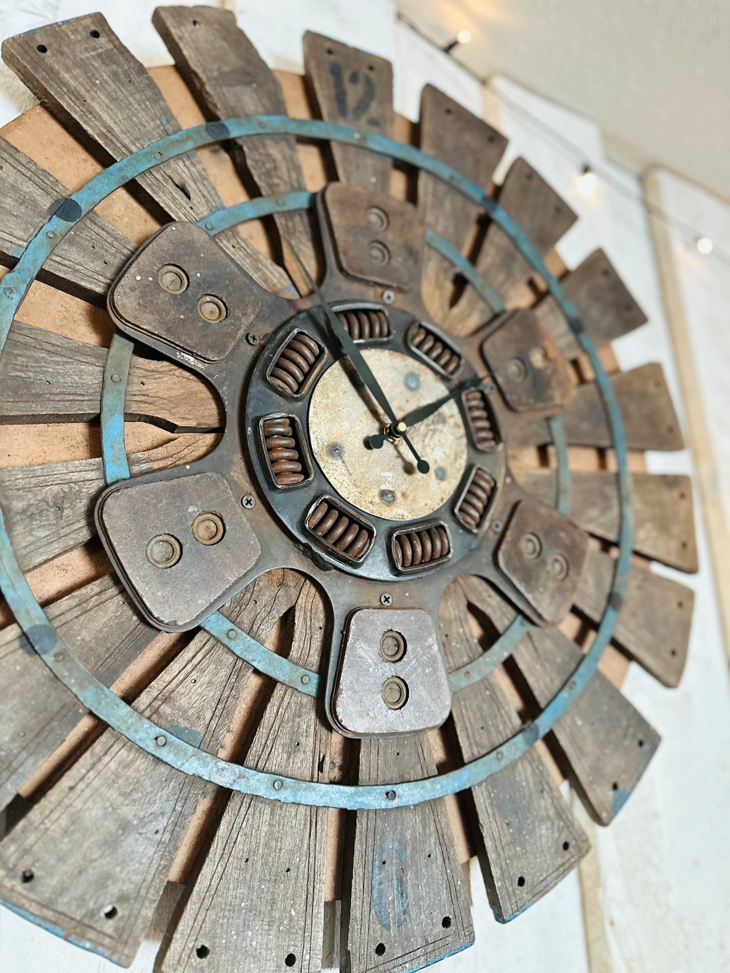 Wooden Spinning Wheel Clock