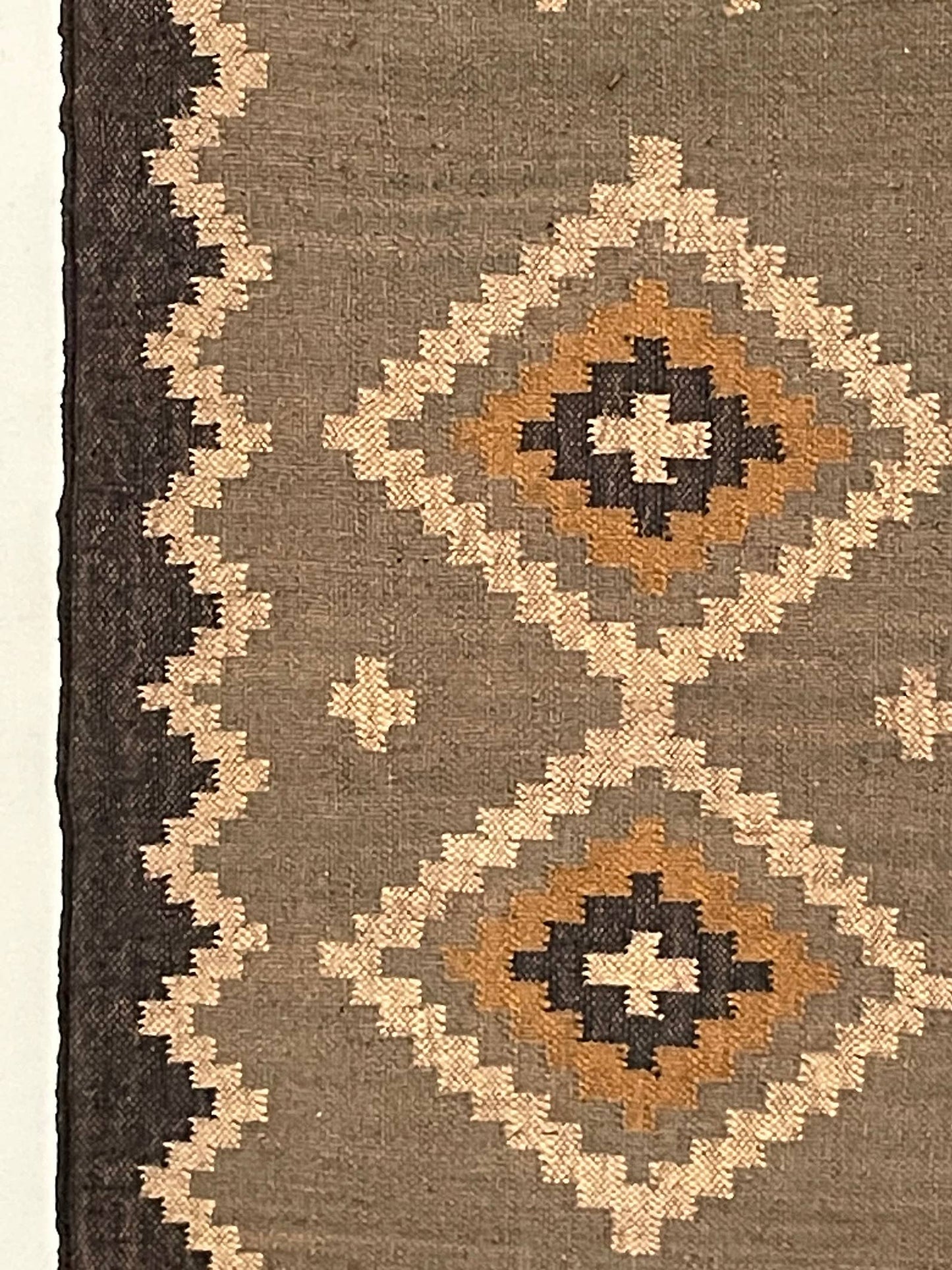 2.5 x 4' Hand Made Hand Woven Kilim Rug