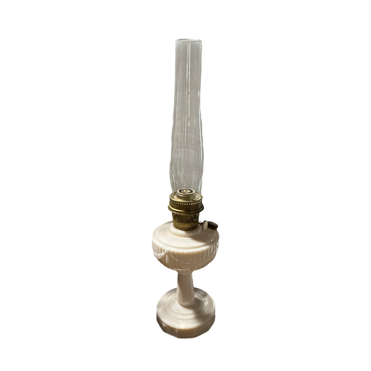 Glass Aladdin Lincoln drape oil lamp