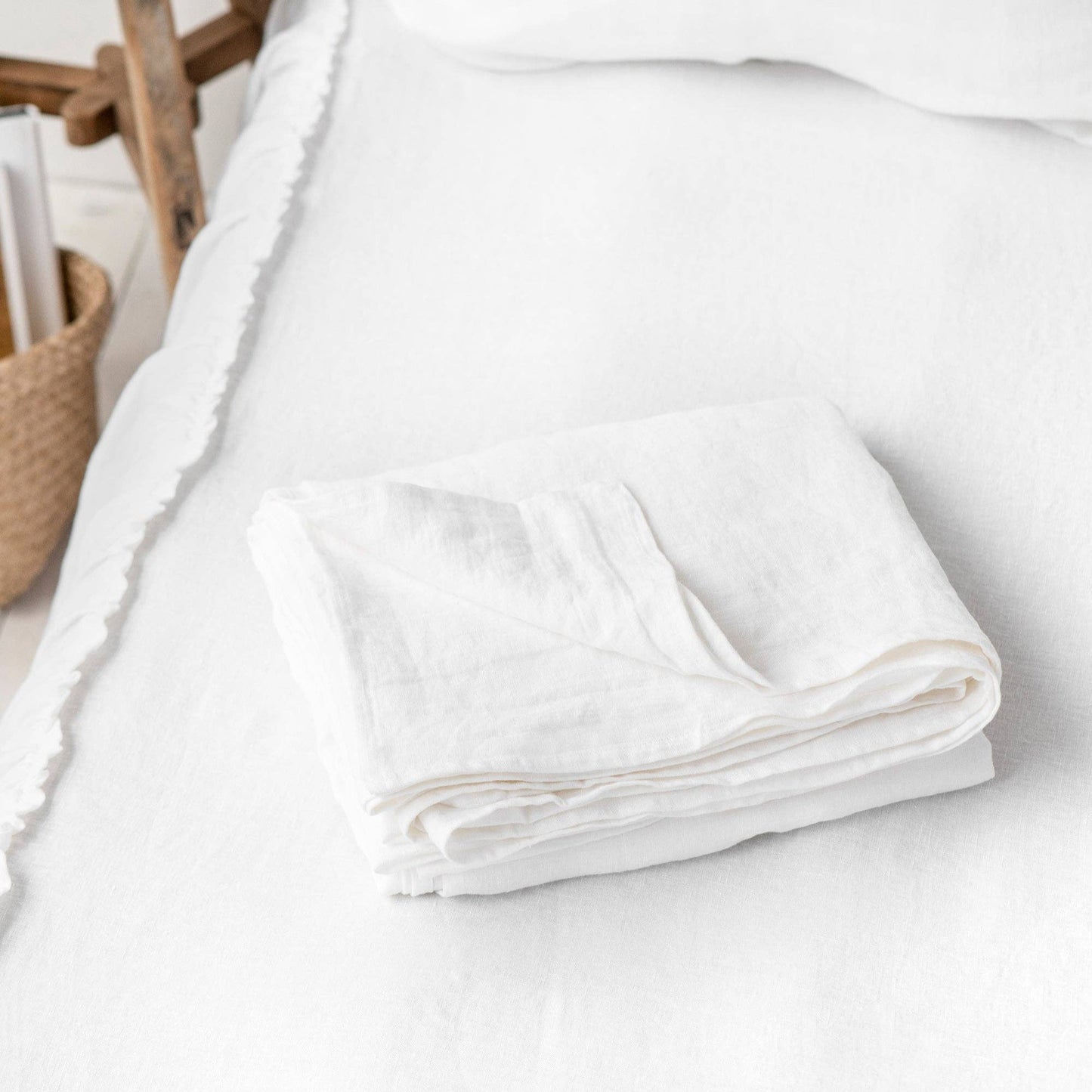 White linen flat sheet King