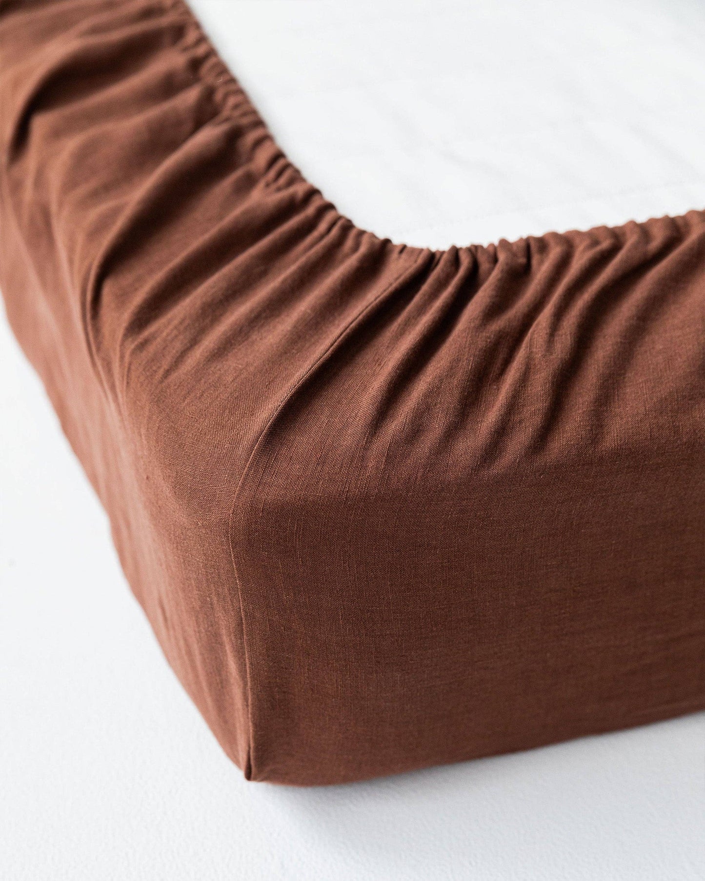 Chocolate linen fitted sheet King
