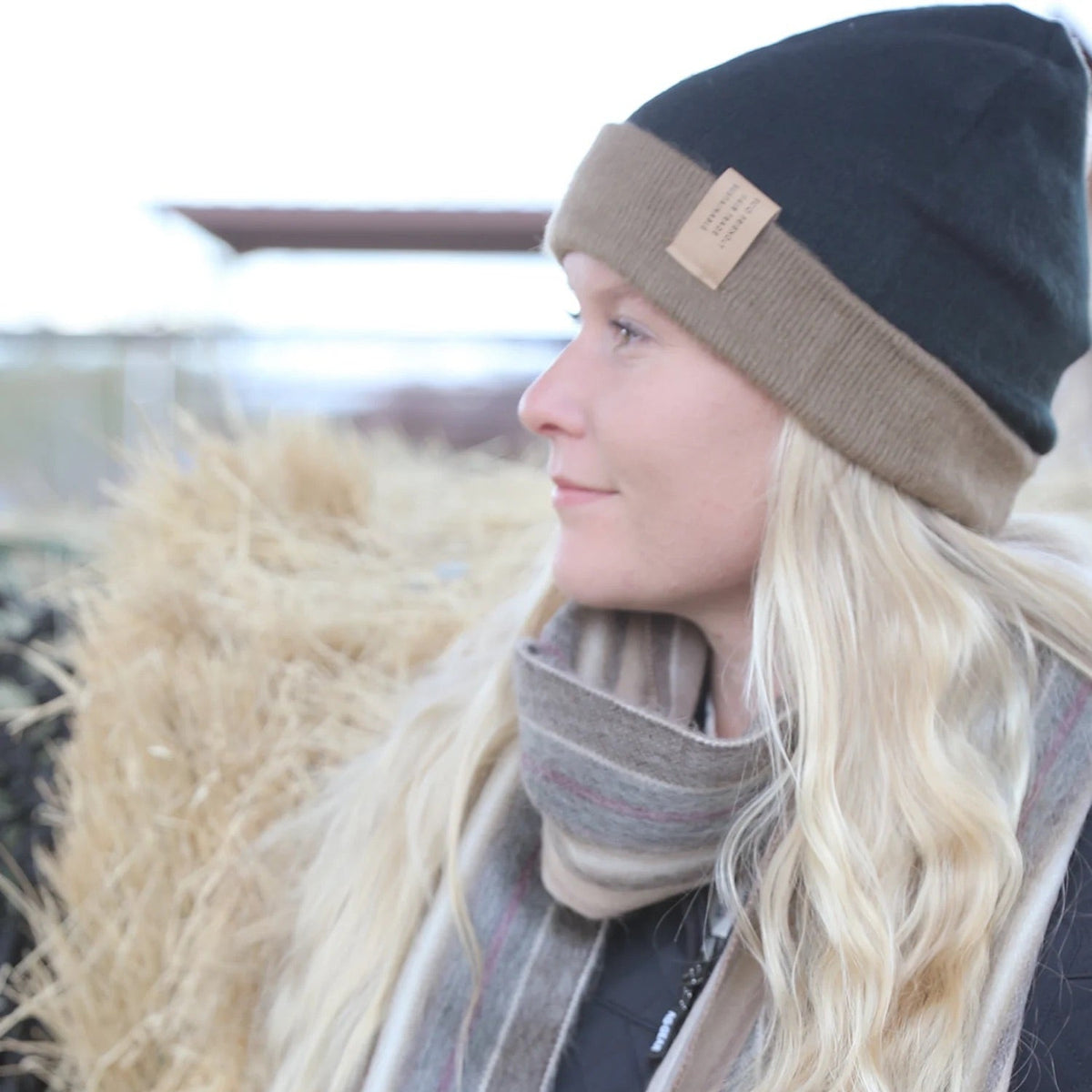 Black & Beige Reversible Alpaca Beanie