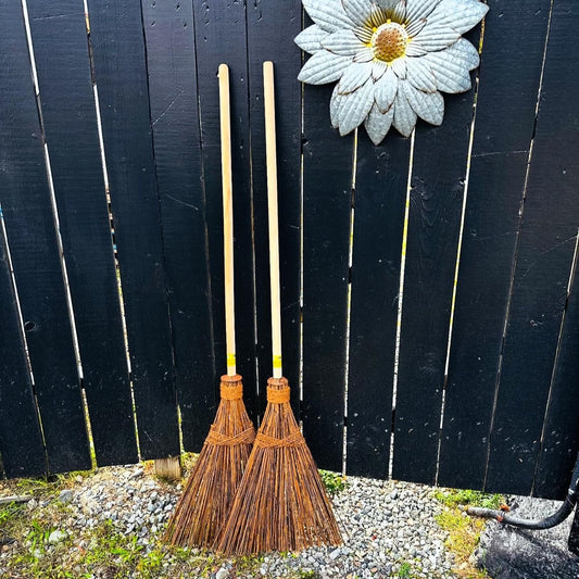 The Original Garden Broom