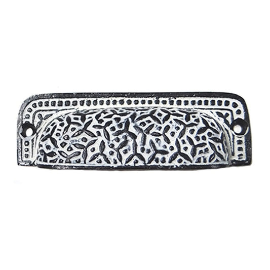 Dali carved pull cream patina