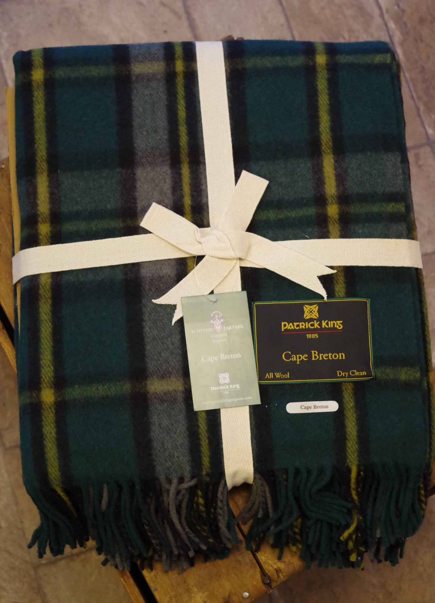Cape Breton Deluxe Highland Blanket