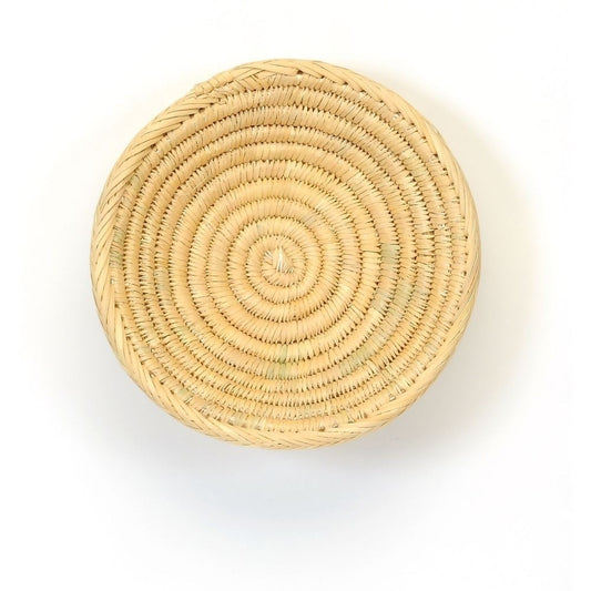 Round coiled grass bowl